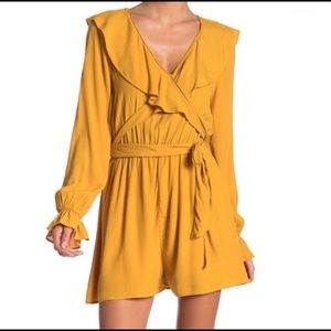 Le Lis Golden Yellow Long Sleeve Shorts Romper Size L